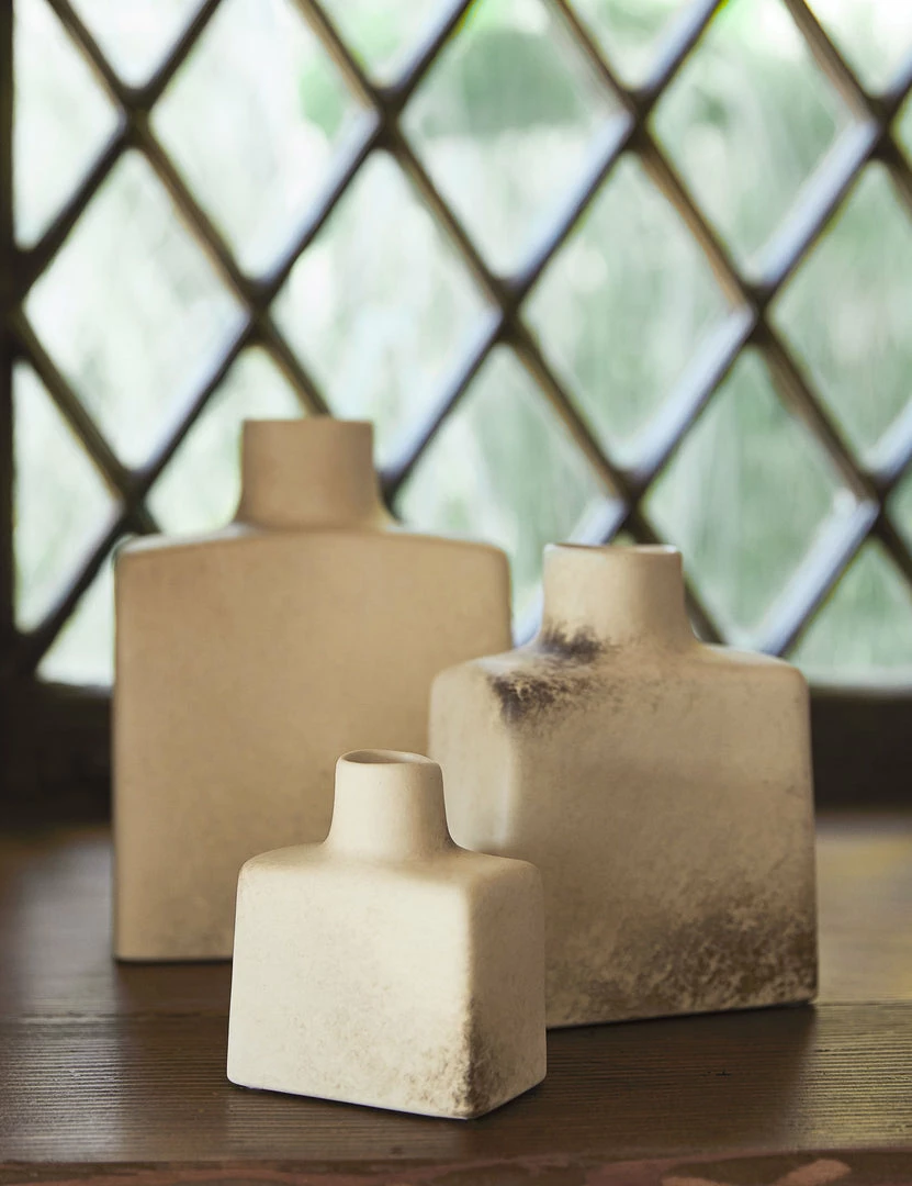 Lulu And Georgia Décor Reis Stack Bottle