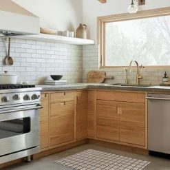 Lulu And Georgia Sebou Mat