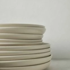 Lulu And Georgia Casafina Pacifica Dinnerware, Vanilla (18-Piece Set) Earth Tones