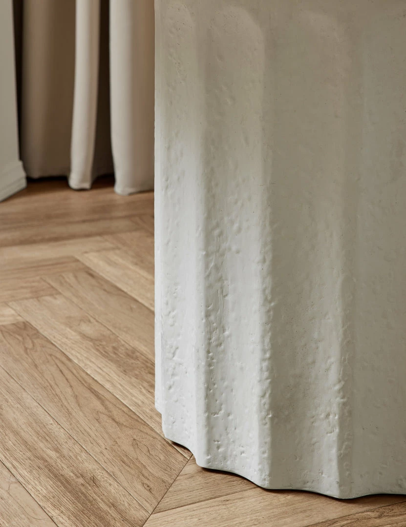 Lulu And Georgia Sarah Sherman Samuel Collection Doric Round Dining Table By Sarah Sherman Samuel