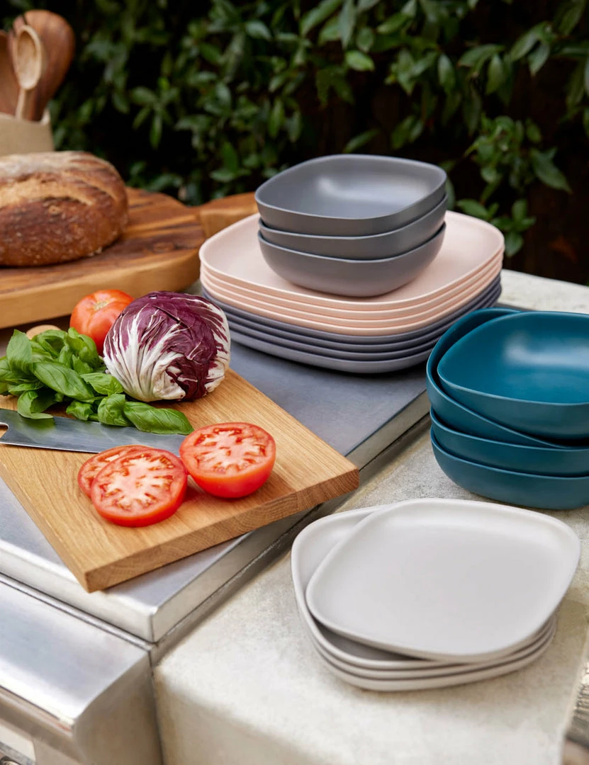 Lulu And Georgia Pia Bamboo Dinner Plate (Set Of 4) Outdoor Collection