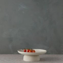 Lulu And Georgia New Pacifica Footed Plate, Vanilla By Casafina