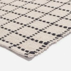 Lulu And Georgia Sebou Mat